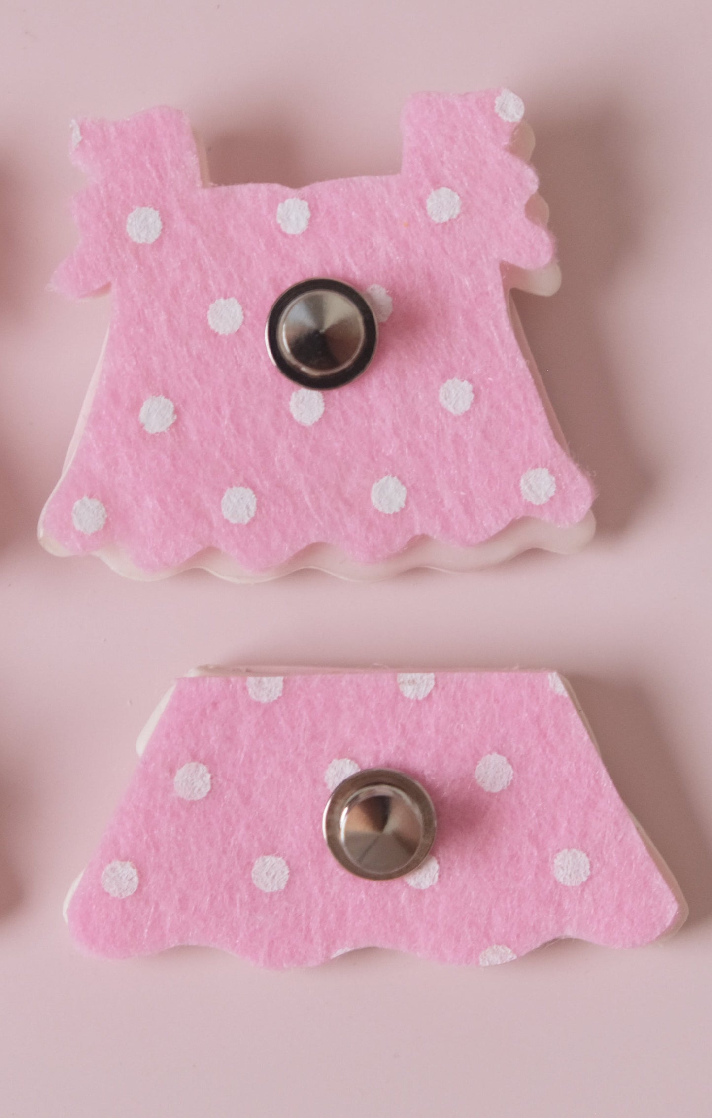 CLAY CLOTHES Accessories (Blouses & Skirts Pin Set)