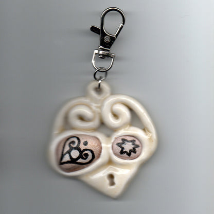 Pebblebly Friend? : Dying Sun Keychain 08