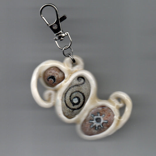 Pebblebly Friend? : Dying Sun Keychain 01