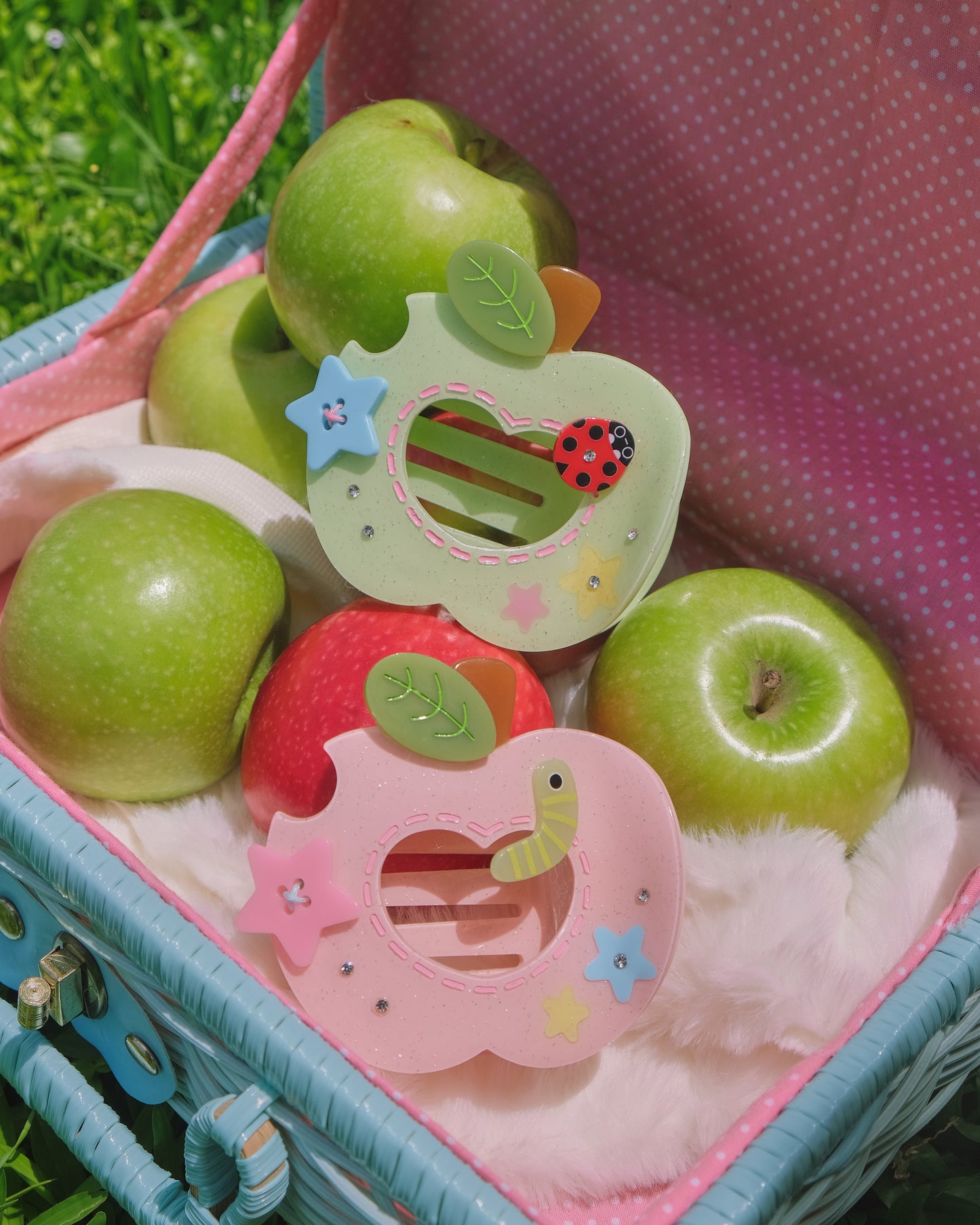 Chompy Apple Duo!