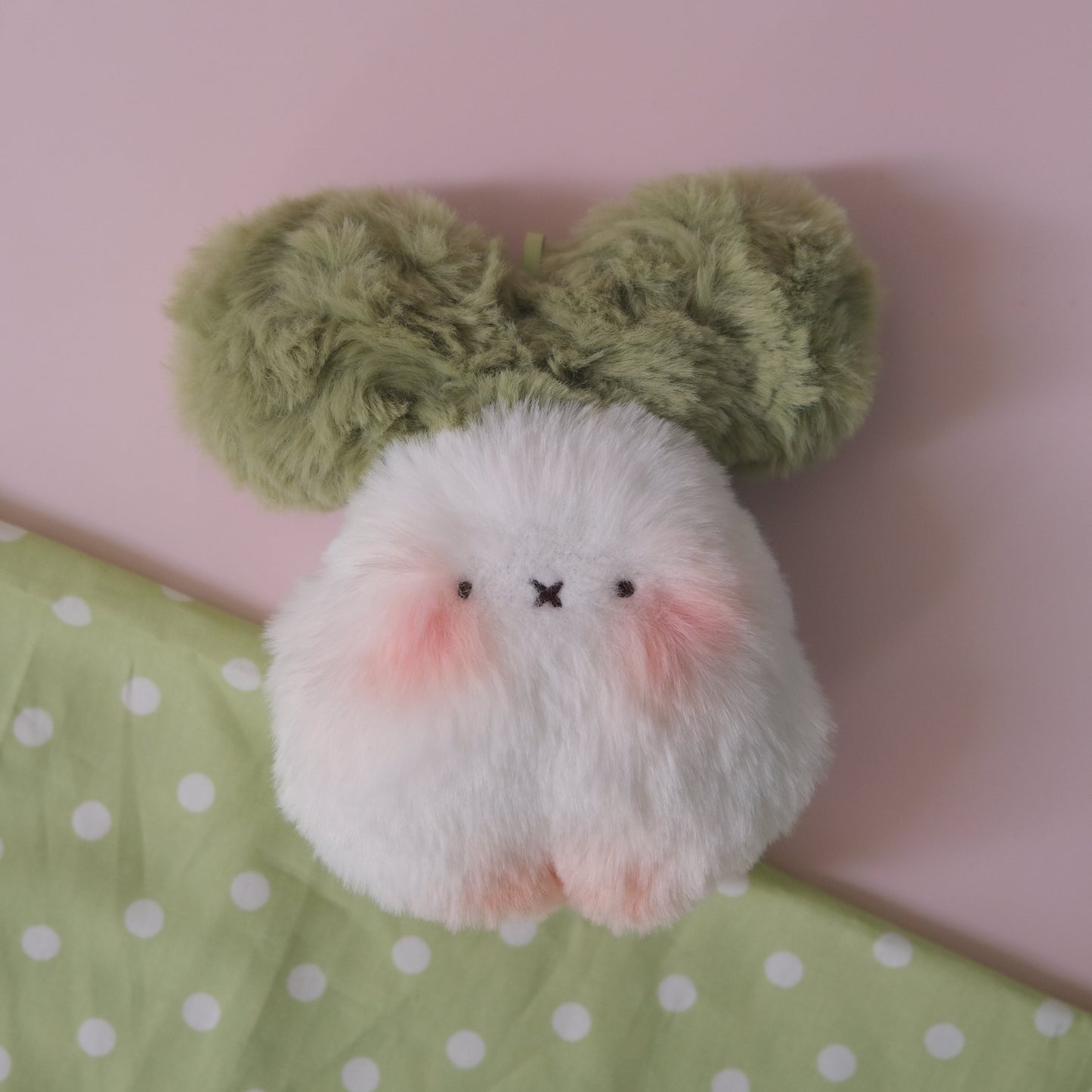 (Pre-Order) Fluffy Turby Plush Keychain