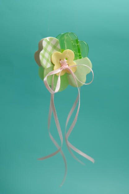 Clover Button Hair Claw