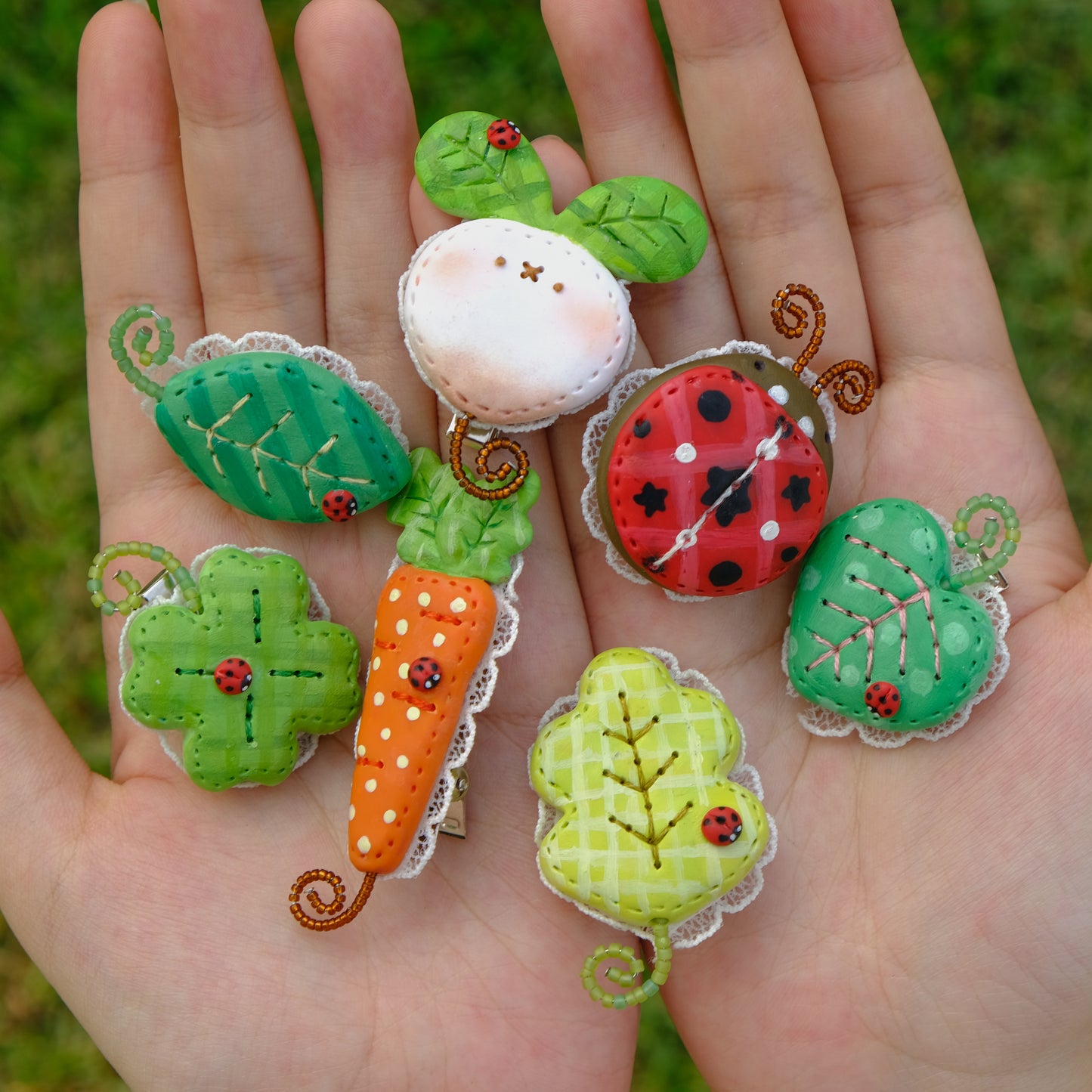 Tiny ClayQuilt Accessories: Ladybug in My Yard Collection