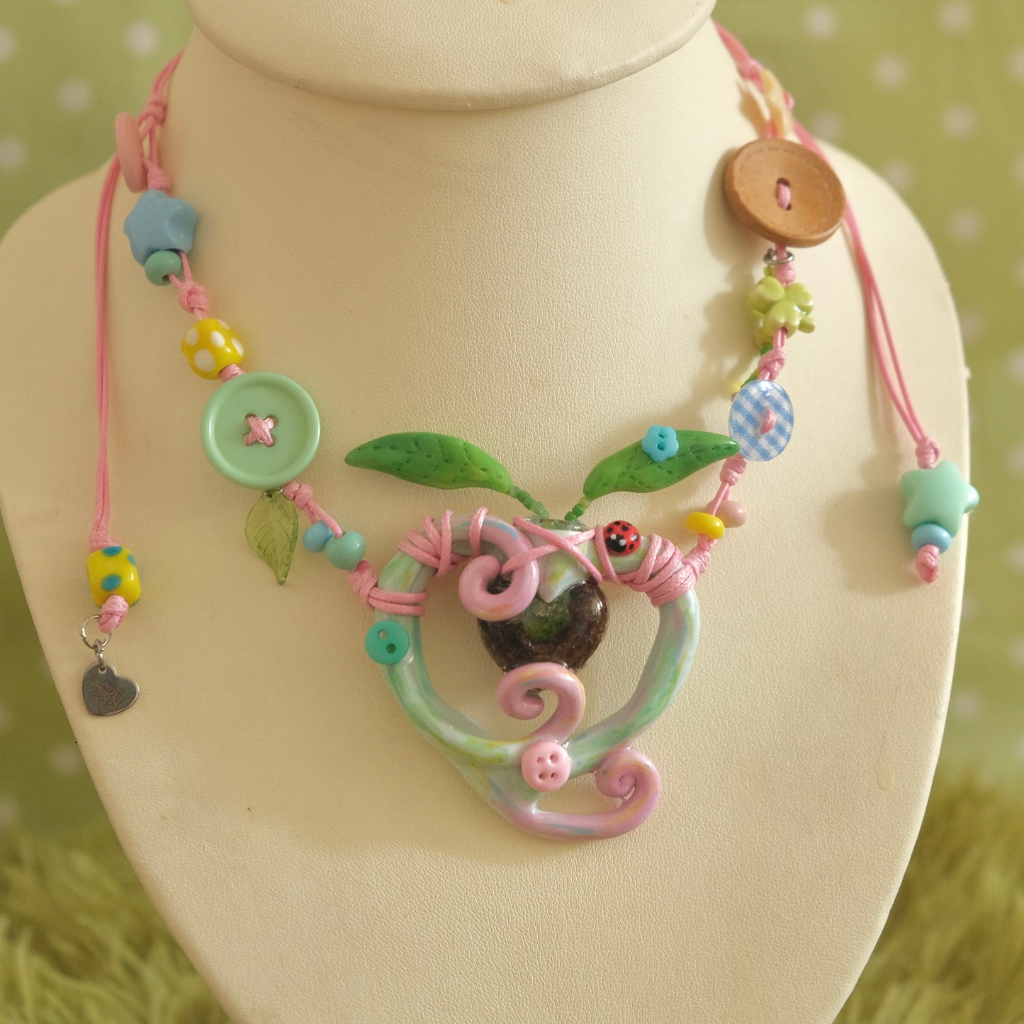Hearterrarium Necklace