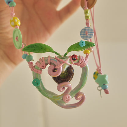 Hearterrarium Necklace