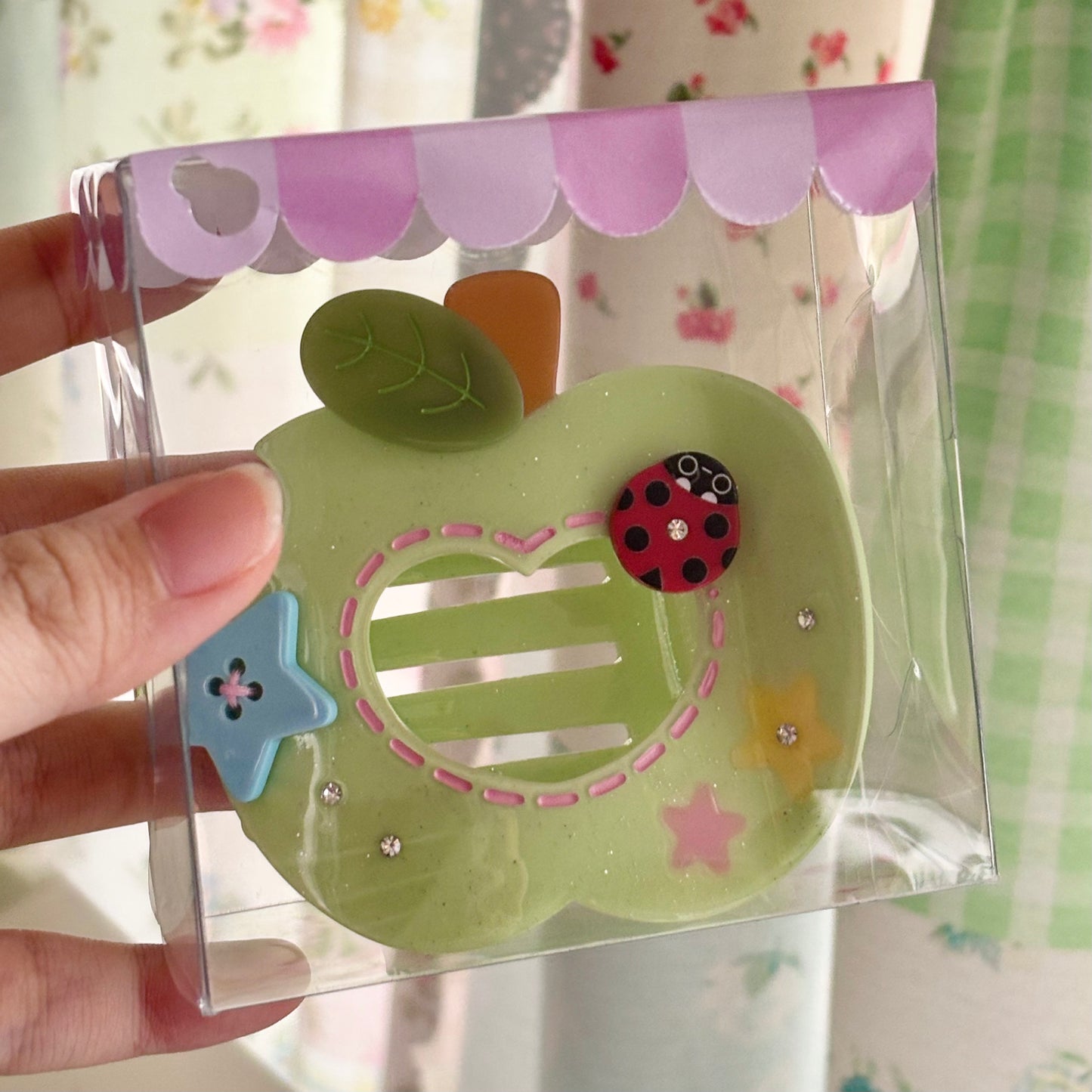 (Ready in Stock) Green Chompy Apple Flat Claw Clip