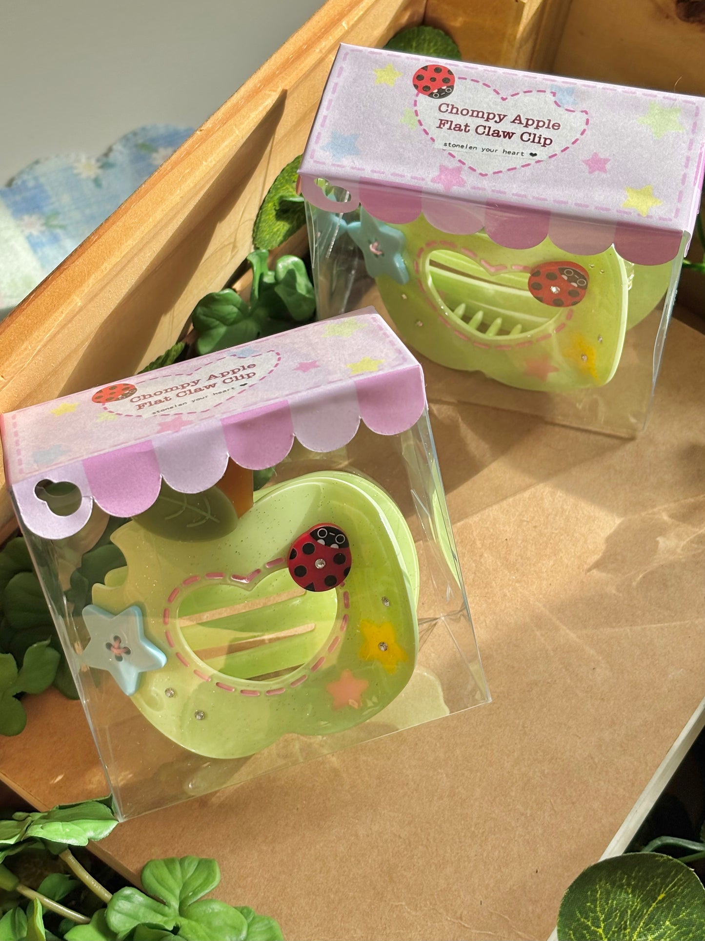 (Ready in Stock) Green Chompy Apple Flat Claw Clip